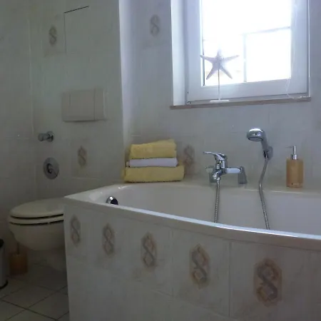 Apartment Haus Aquamarina - Mit Balkon